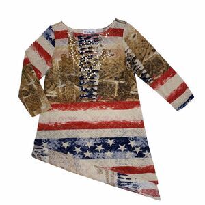 Bella Sky Asymmetrical Flag Print Studded Semi Sheer 3/4 Sleeve Top Size Small